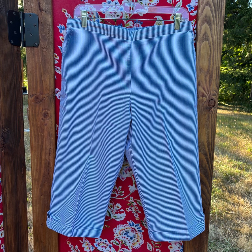 Navy+White Striped Nautical Sailorcore Wide Leg High Rise Capri Pants Size M-L - Picture 1 of 9